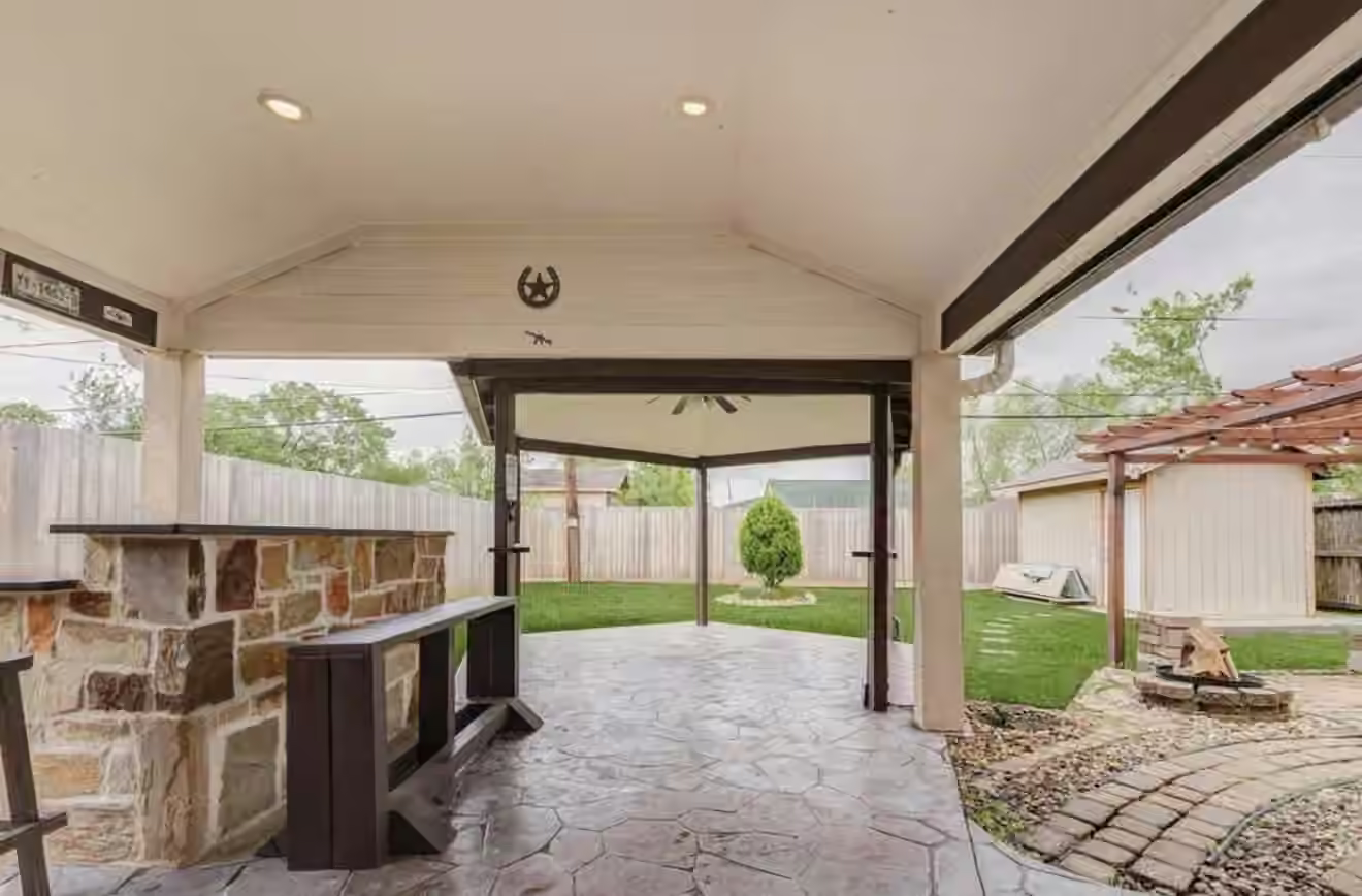 Photo 4 of 617 Burke Road, Pasadena, TX