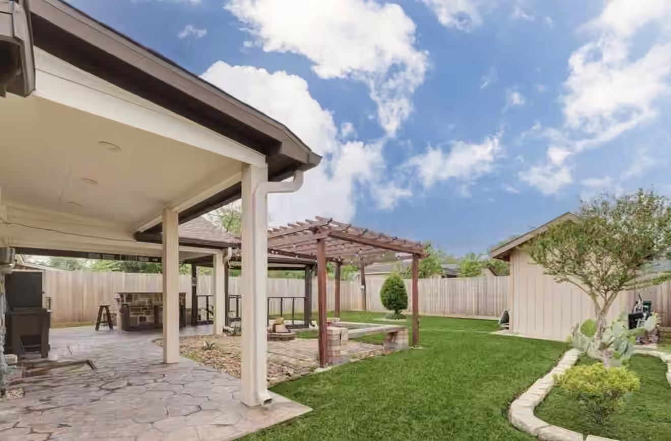 Photo 5 of 617 Burke Road, Pasadena, TX