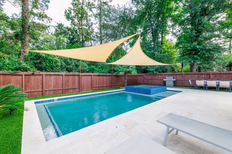 Photo 3 of 29 N Wavy Oak Circle, The Woodlands, TX