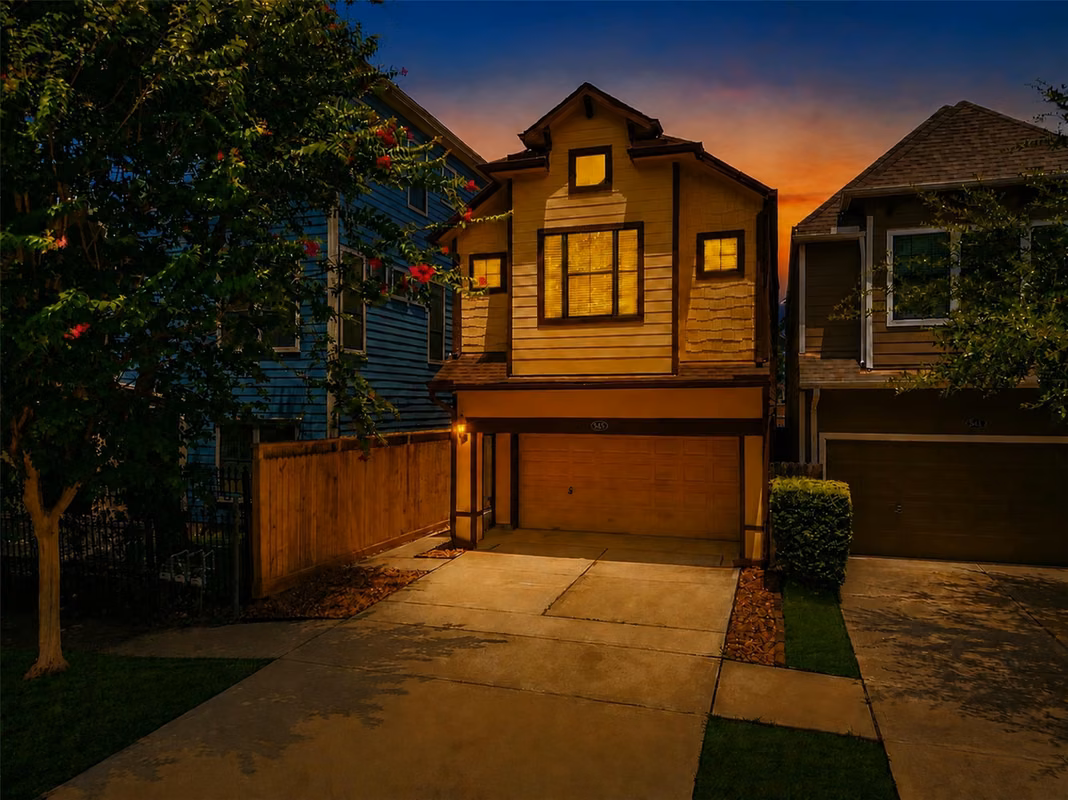 Photo of 545 W 25th Street, Houston, TX 77008