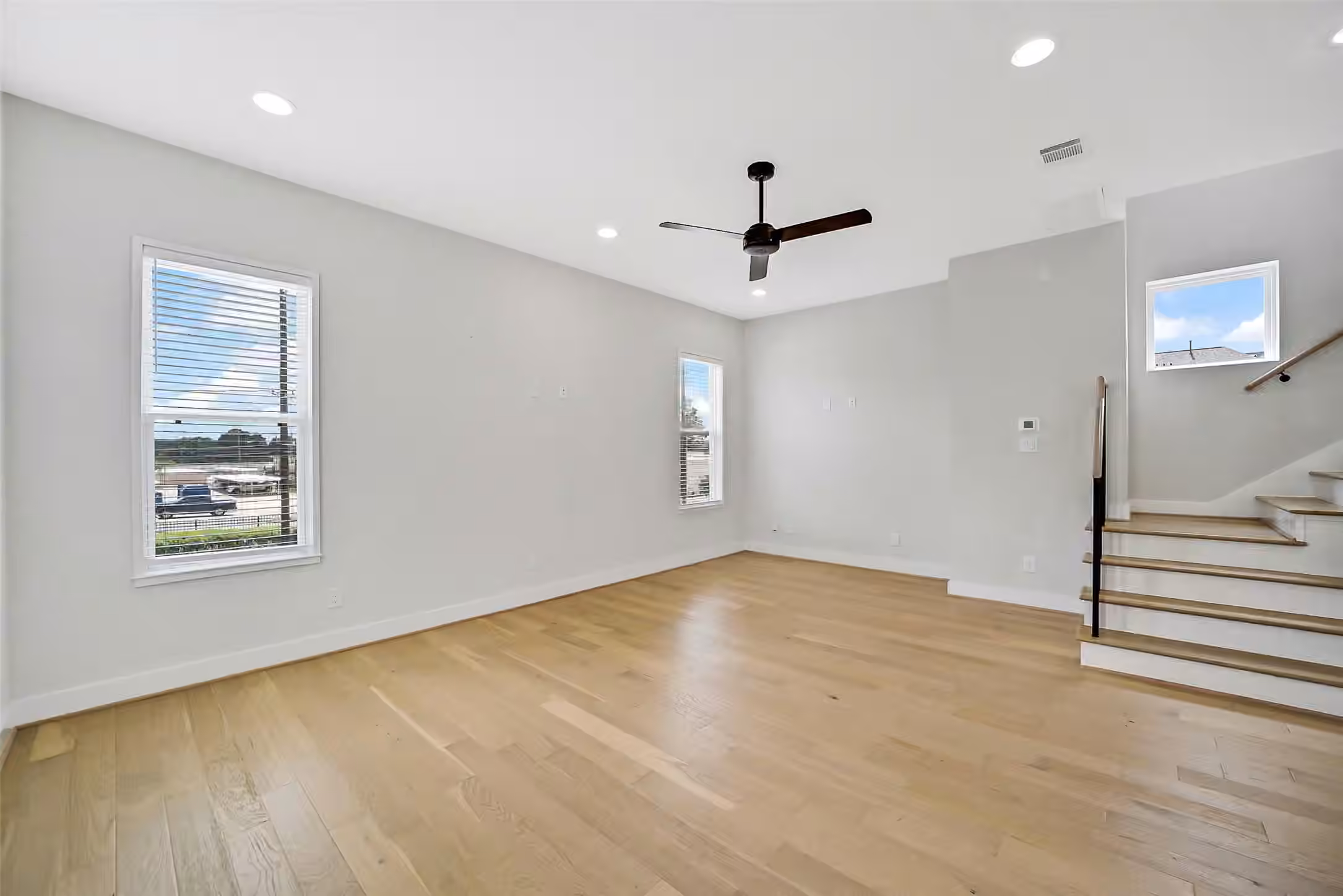 Photo 3 of 2206 Lou Ellen Lane C, Houston, TX