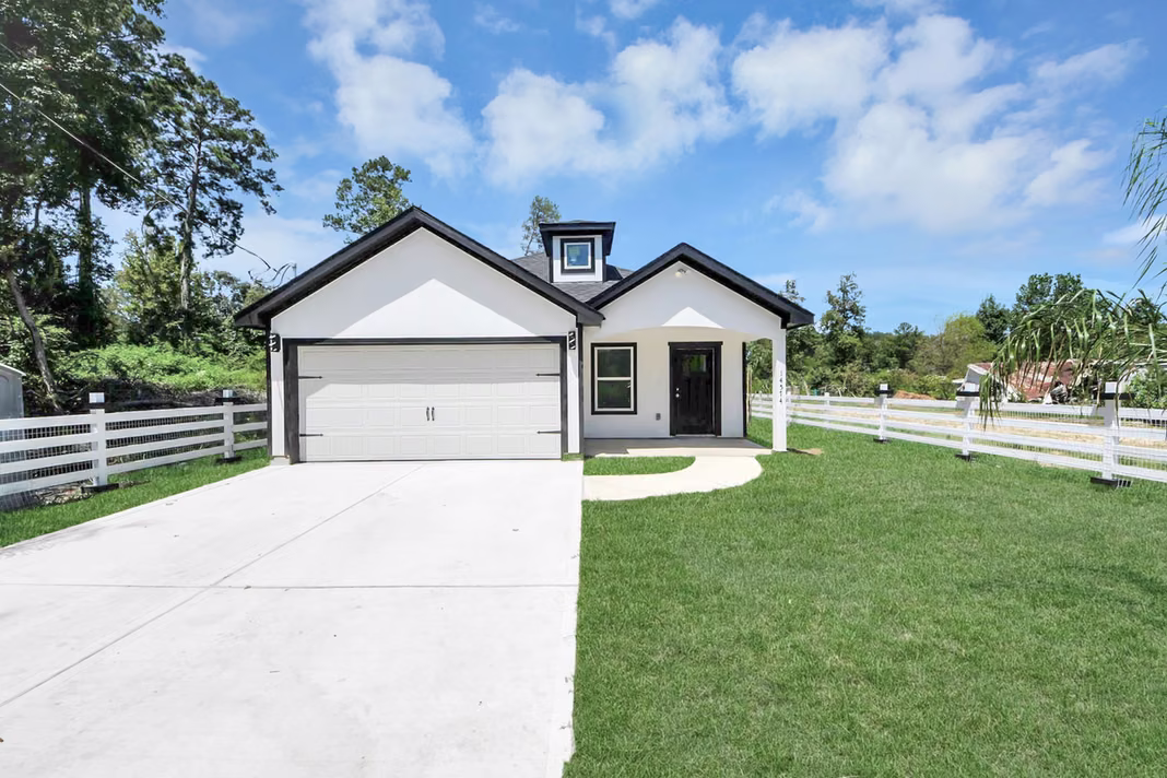 Photo 3 of 14574 Half Circle Street, Splendora, TX