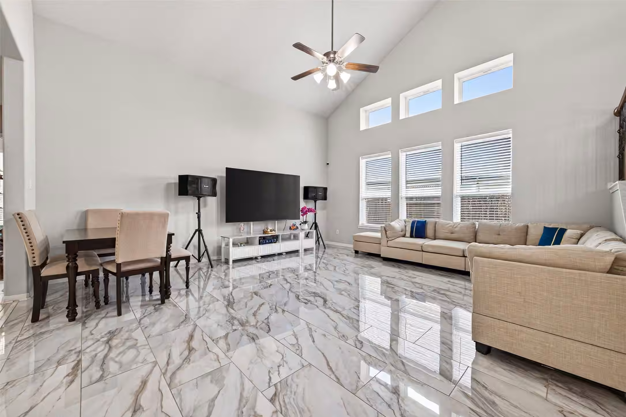 Photo 4 of 21427 Costalinda Drive, Cypress, TX