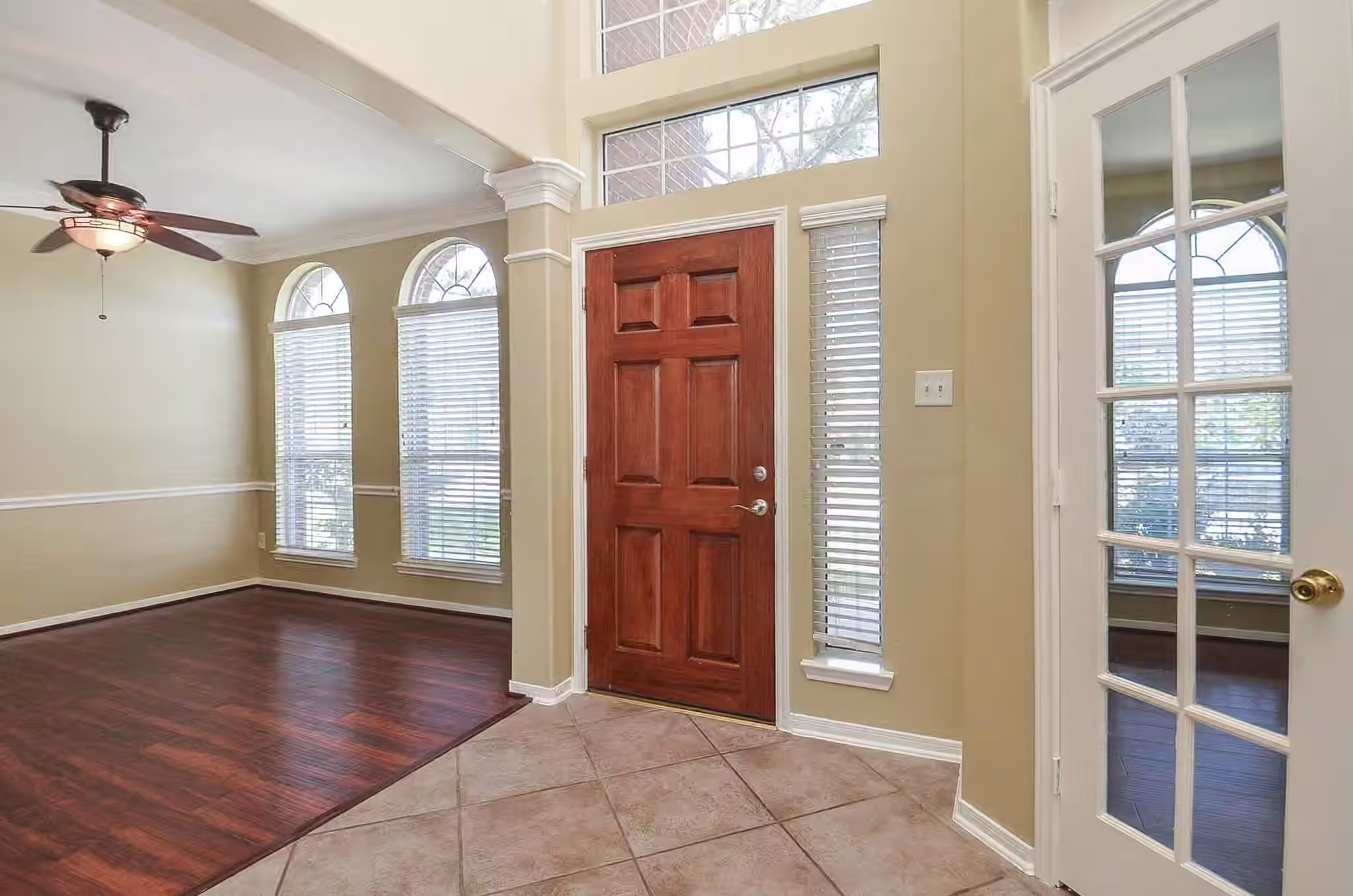 Photo 7 of 13109 Sunset Cliff Court, Sugar Land, TX