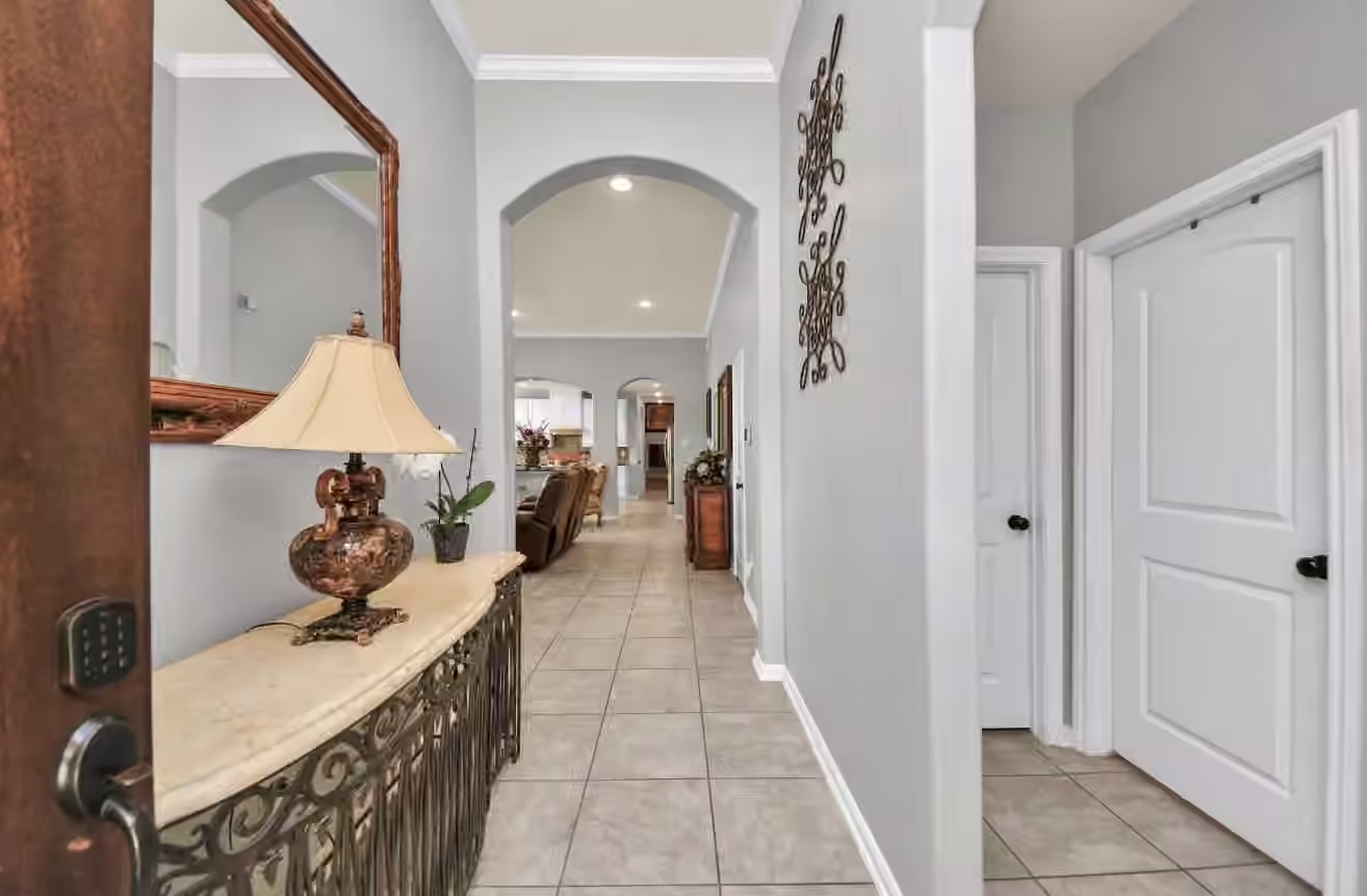 Photo 3 of 1622 Mahan Drive, Richmond, TX