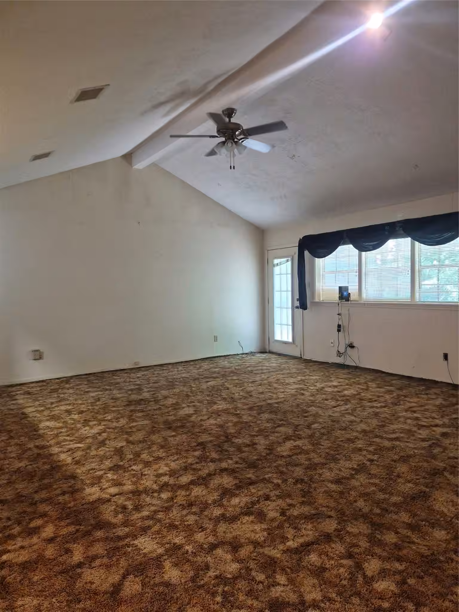 Photo 7 of 16727 Grouse Moor Drive, Houston, TX