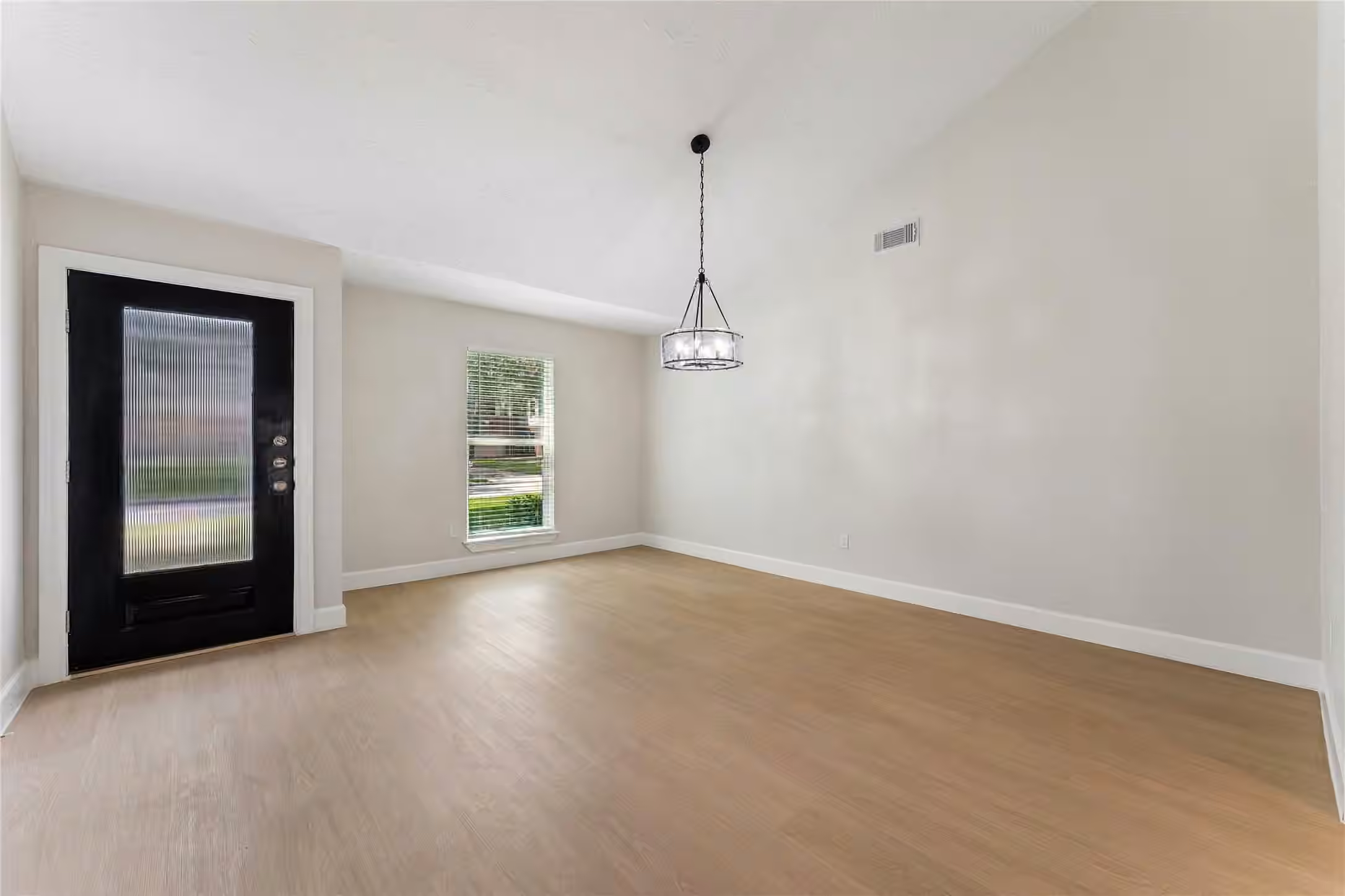 Photo 3 of 2022 Morton League Road, Richmond, TX