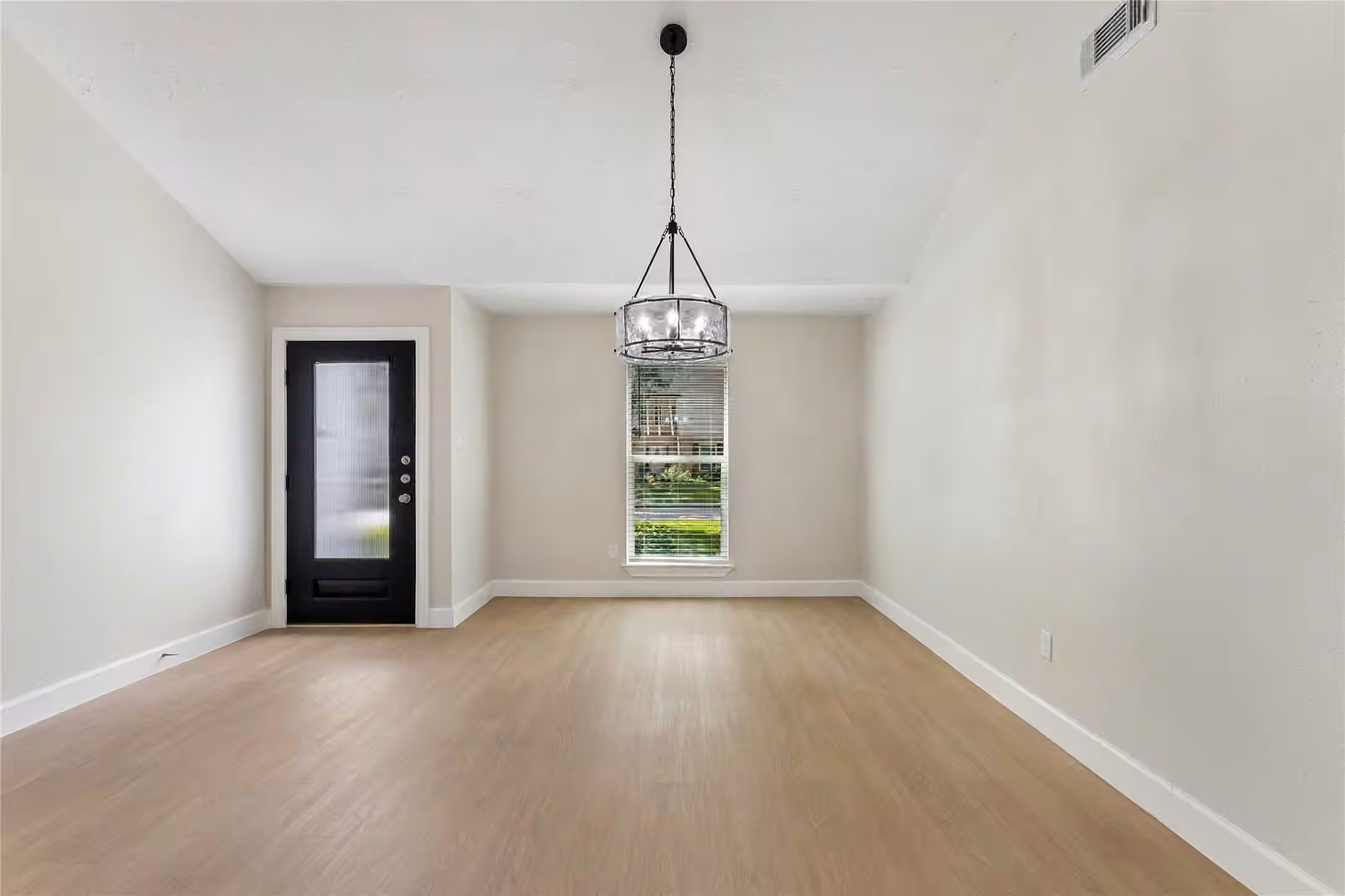 Photo 4 of 2022 Morton League Road, Richmond, TX