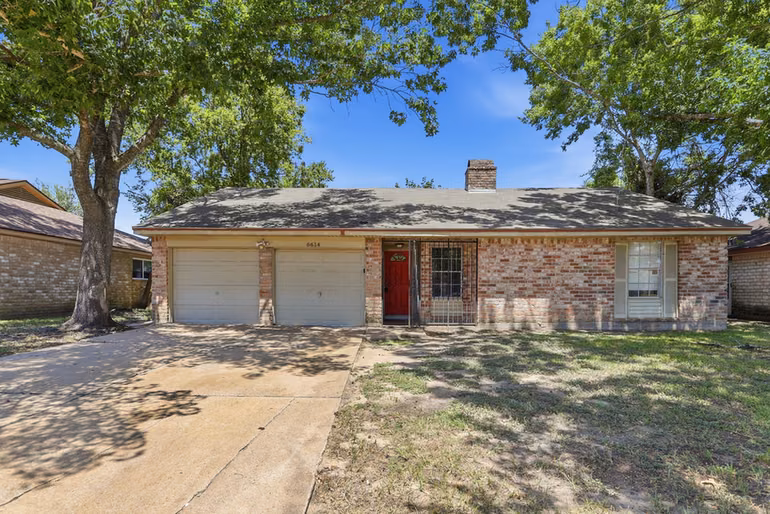 Photo of 6614 Indian Lake Drive, Houston, TX