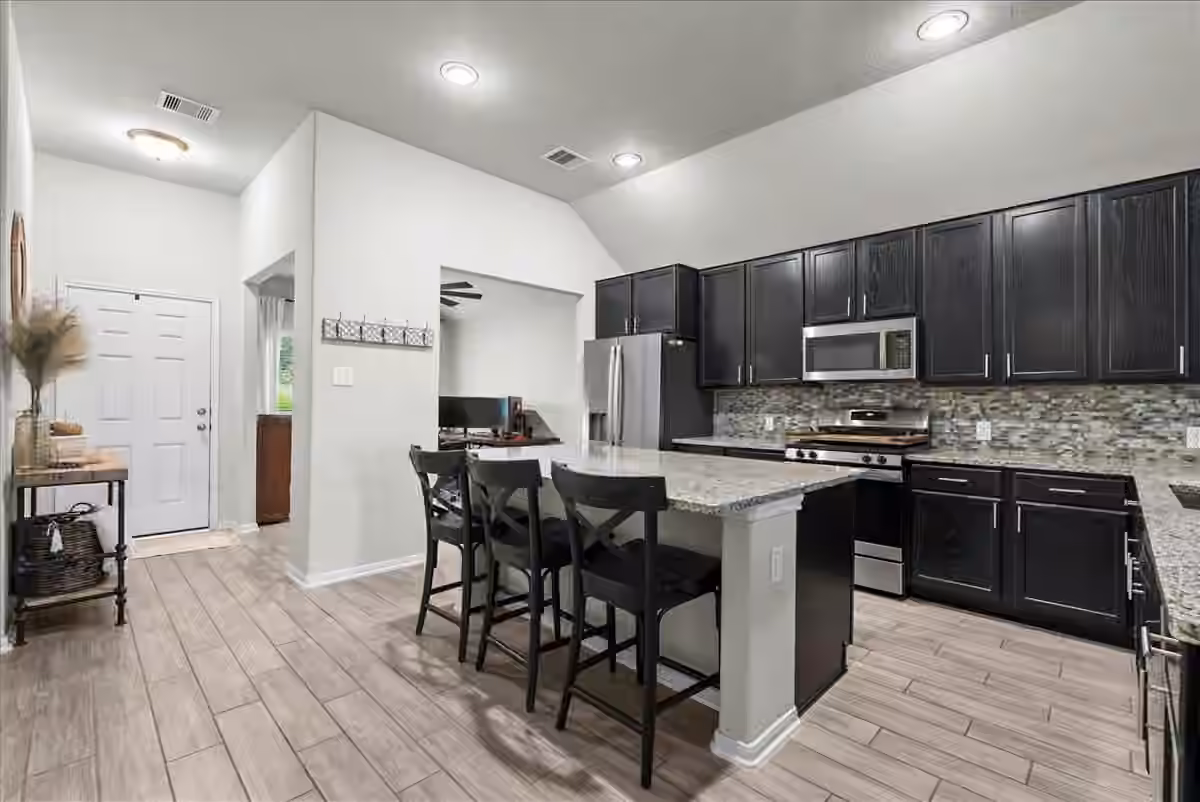 Photo 5 of 2207 Islawild Way, Texas City, TX