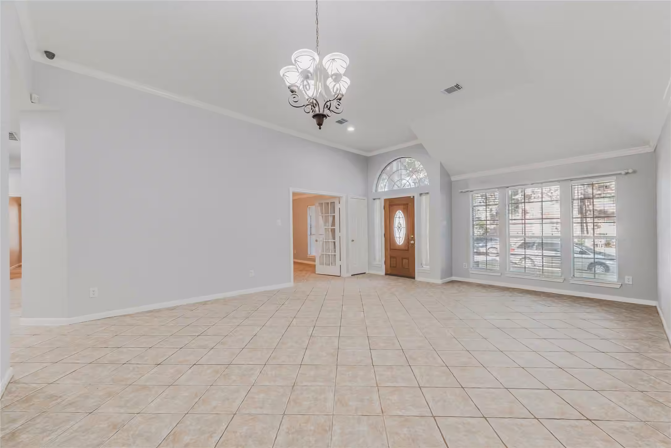 Photo 4 of 2311 Piney Woods Drive, Pearland, TX