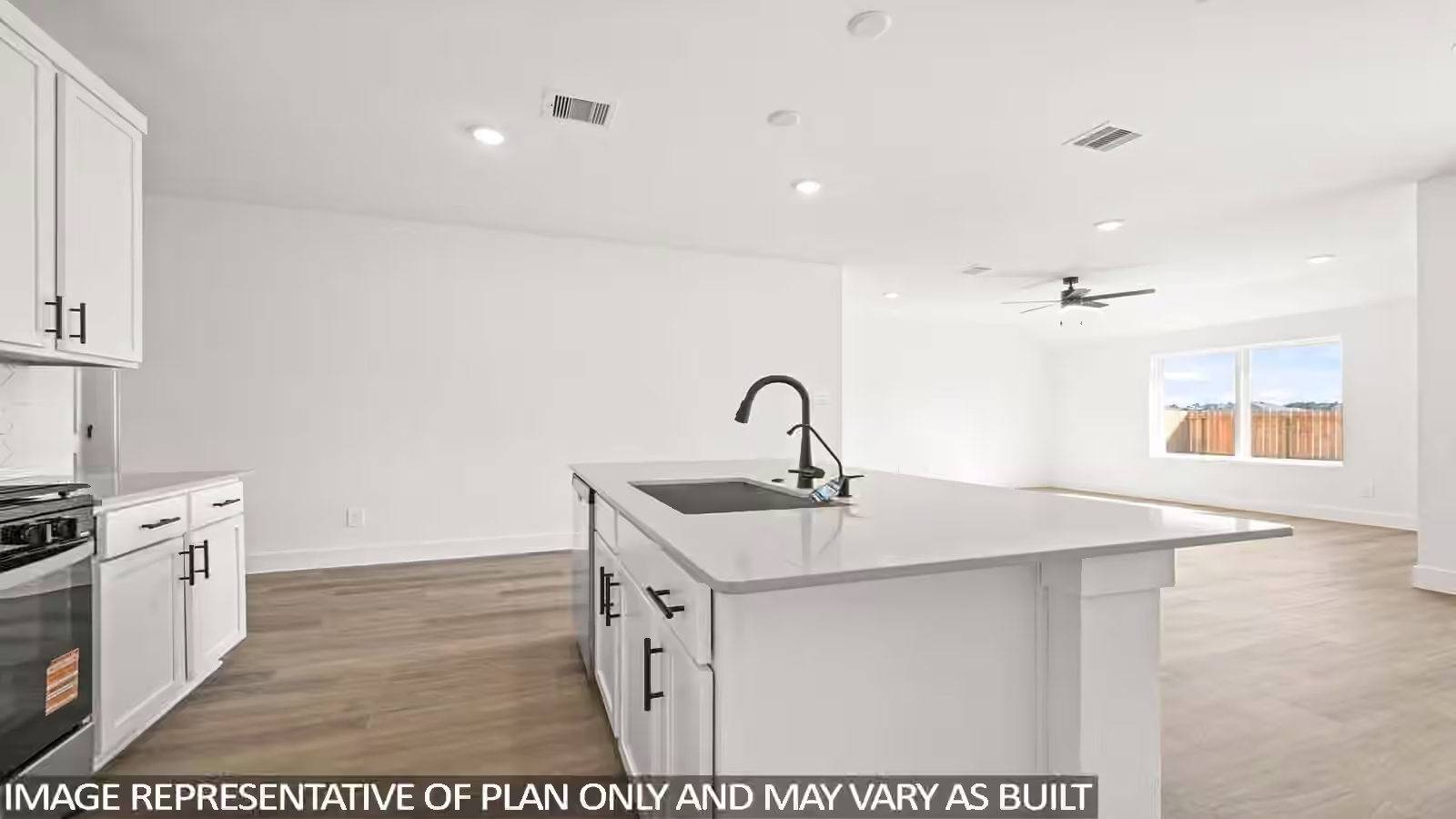 Photo 7 of 15810 Narrow Leaf Lane, Montgomery, TX 77316