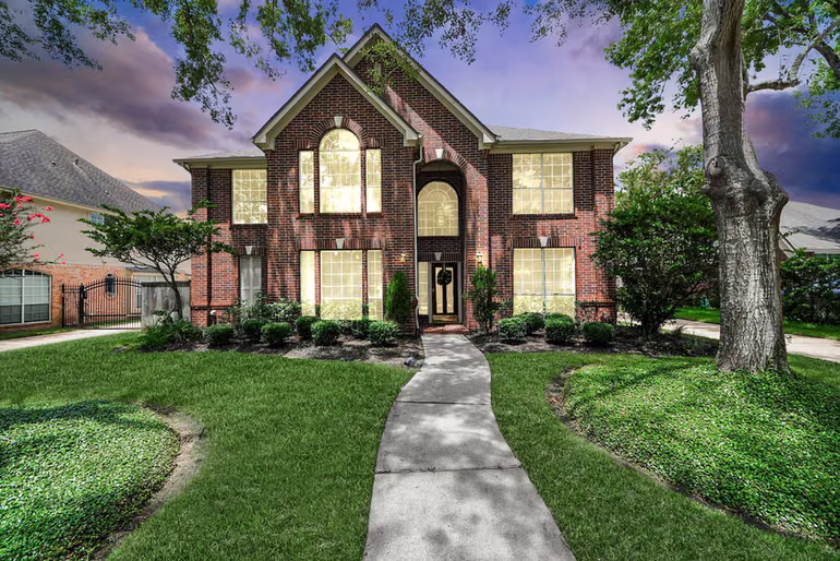 Photo of 7015 Morningside Drive, Sugar Land, TX