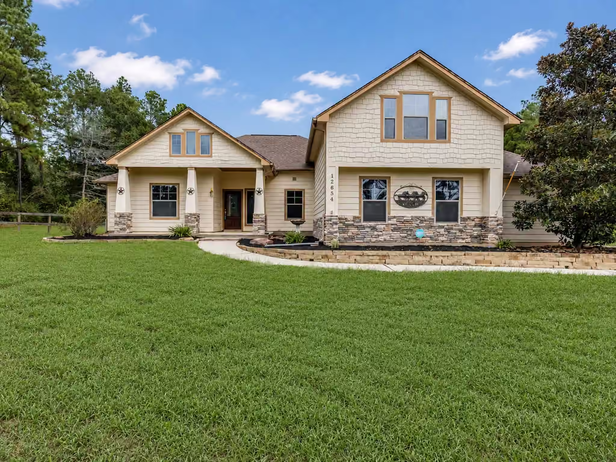 Photo 2 of 12654 Maxwell Street, Willis, TX