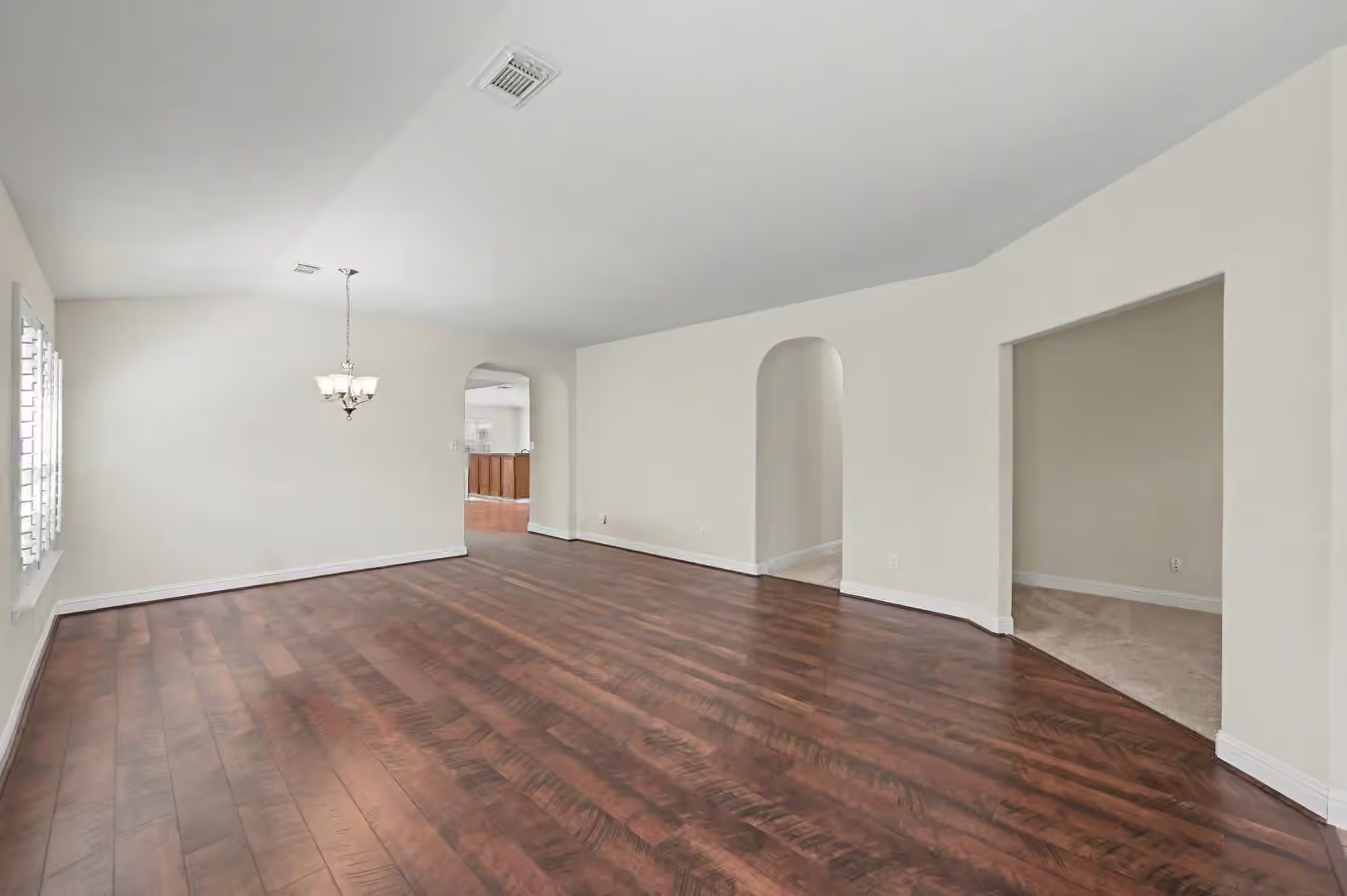 Photo 5 of 29718 Legends Green Drive, Spring, TX