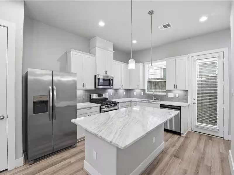 Photo 5 of 9020 Lonestar River Lane, Houston, TX