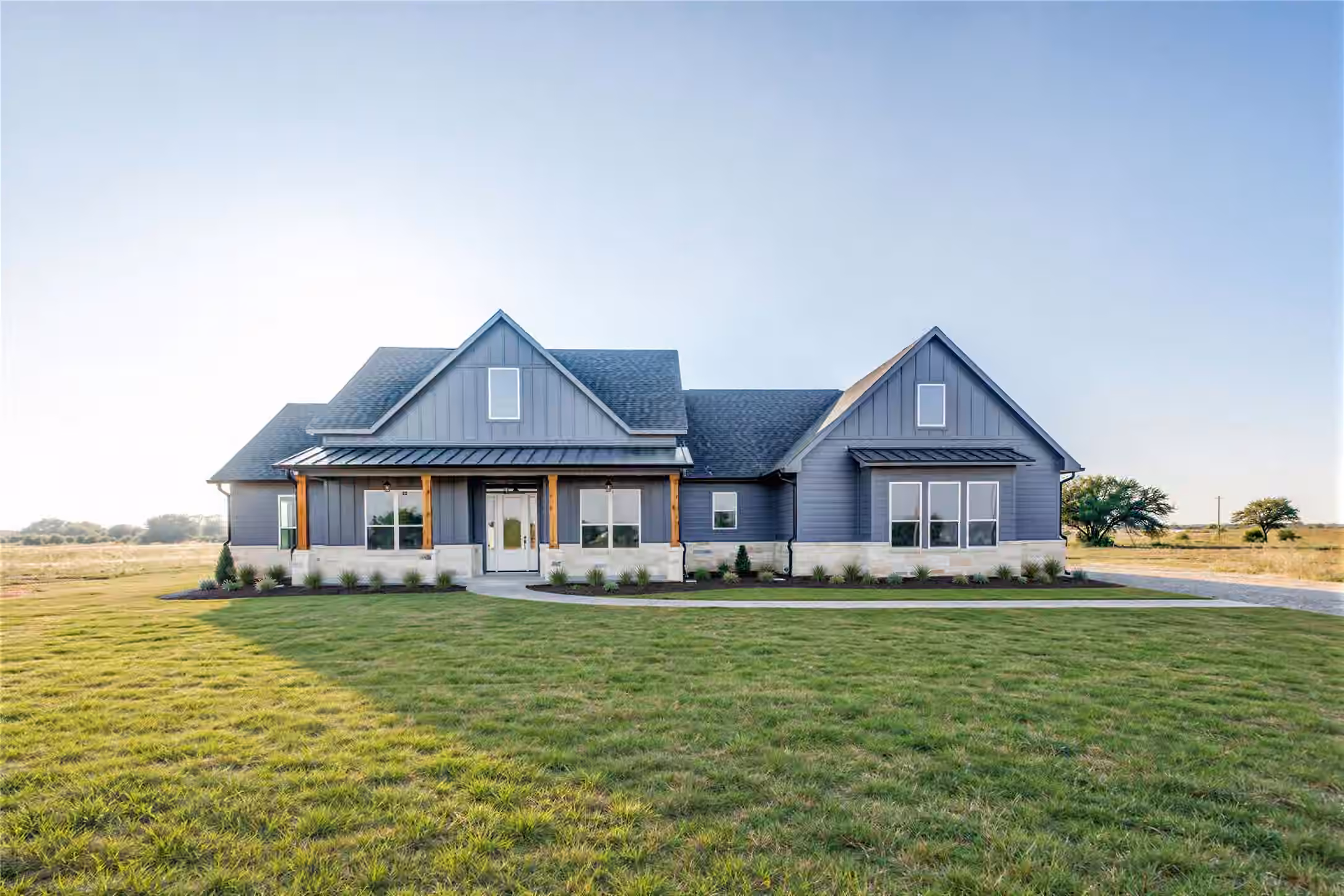 Photo of 2299 Pintail Lane, Columbus, TX