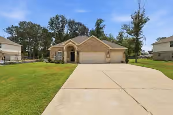 Photo of 55 County Road 6615, Dayton, TX 77535