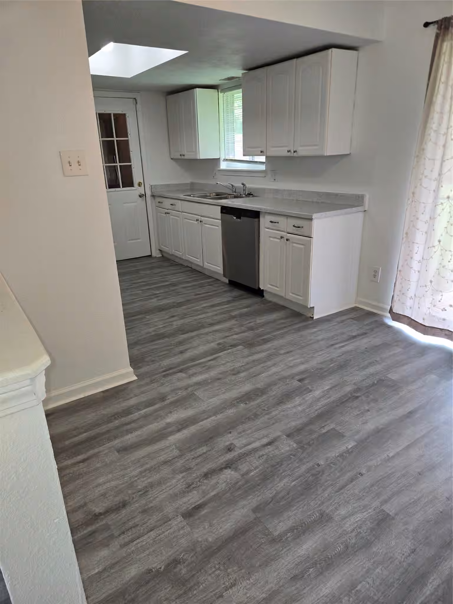 Photo 4 of 7119 Pittswood Lane, Houston, TX
