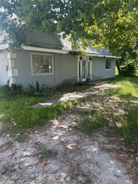 Photo 5 of 1424 Park Drive, Channelview, TX