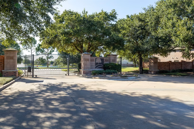 Photo of 15111 Black Falls Lane, Sugar Land, TX