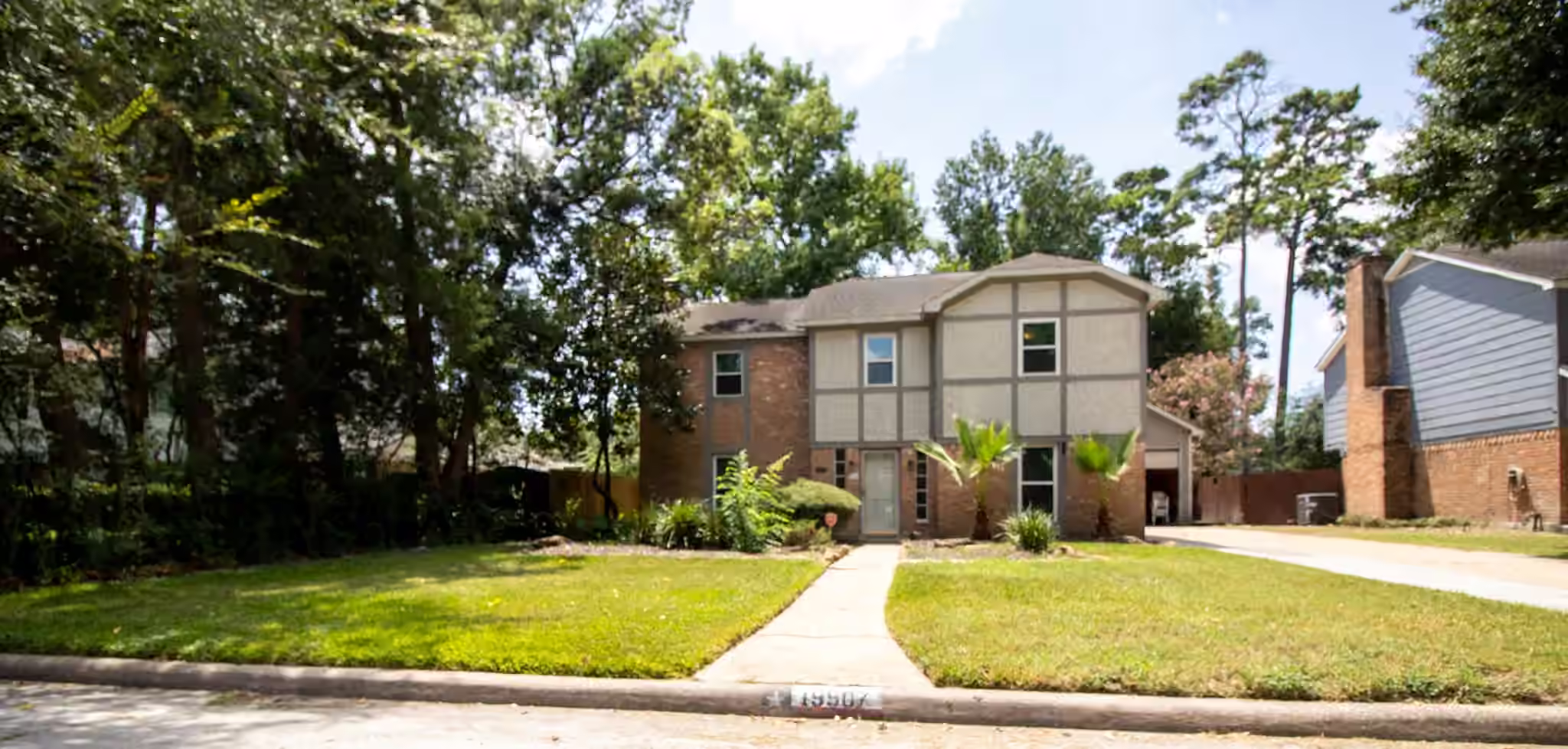 Photo 3 of 19507 Forest Fern Drive, Humble, TX