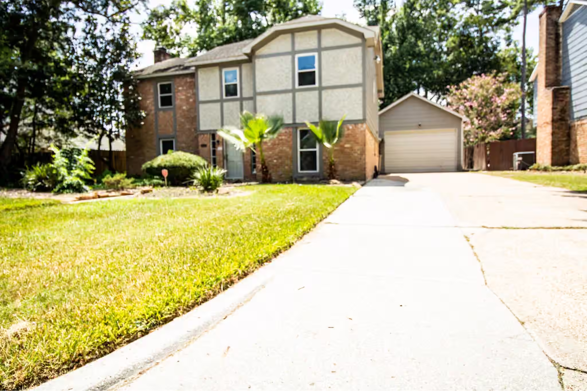Photo 4 of 19507 Forest Fern Drive, Humble, TX