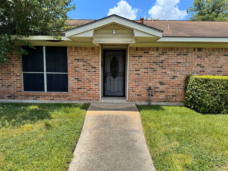 Photo of 4511 Chapman Street, Houston, TX 77009