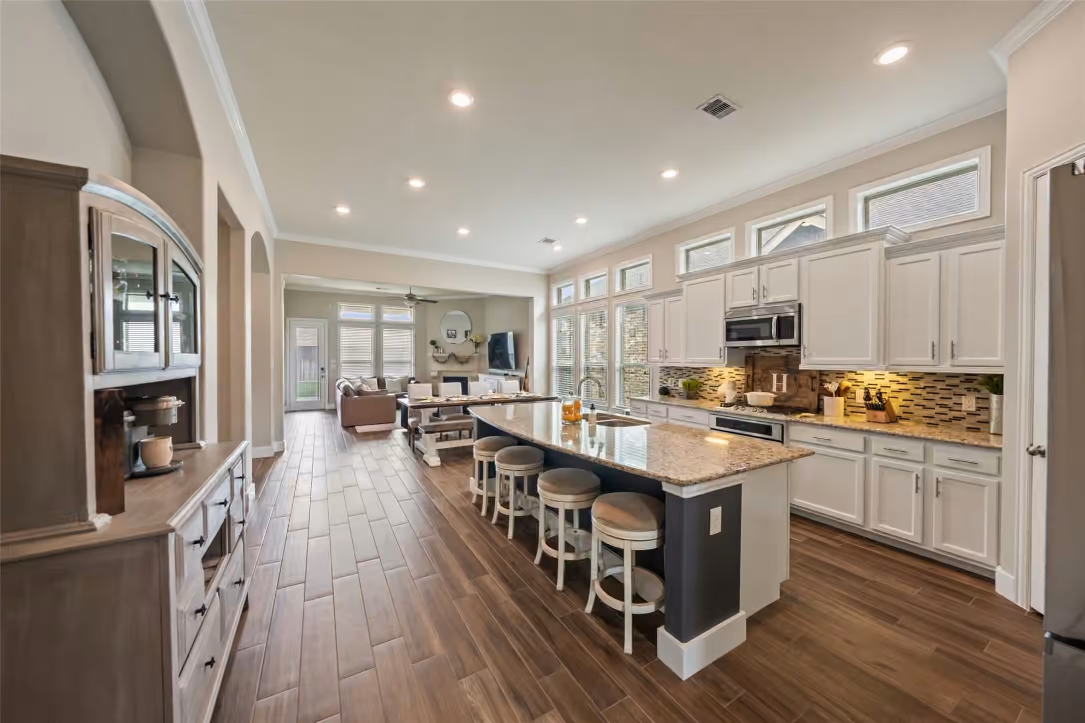 Photo of 9319 Dochfour Lane, Tomball, TX