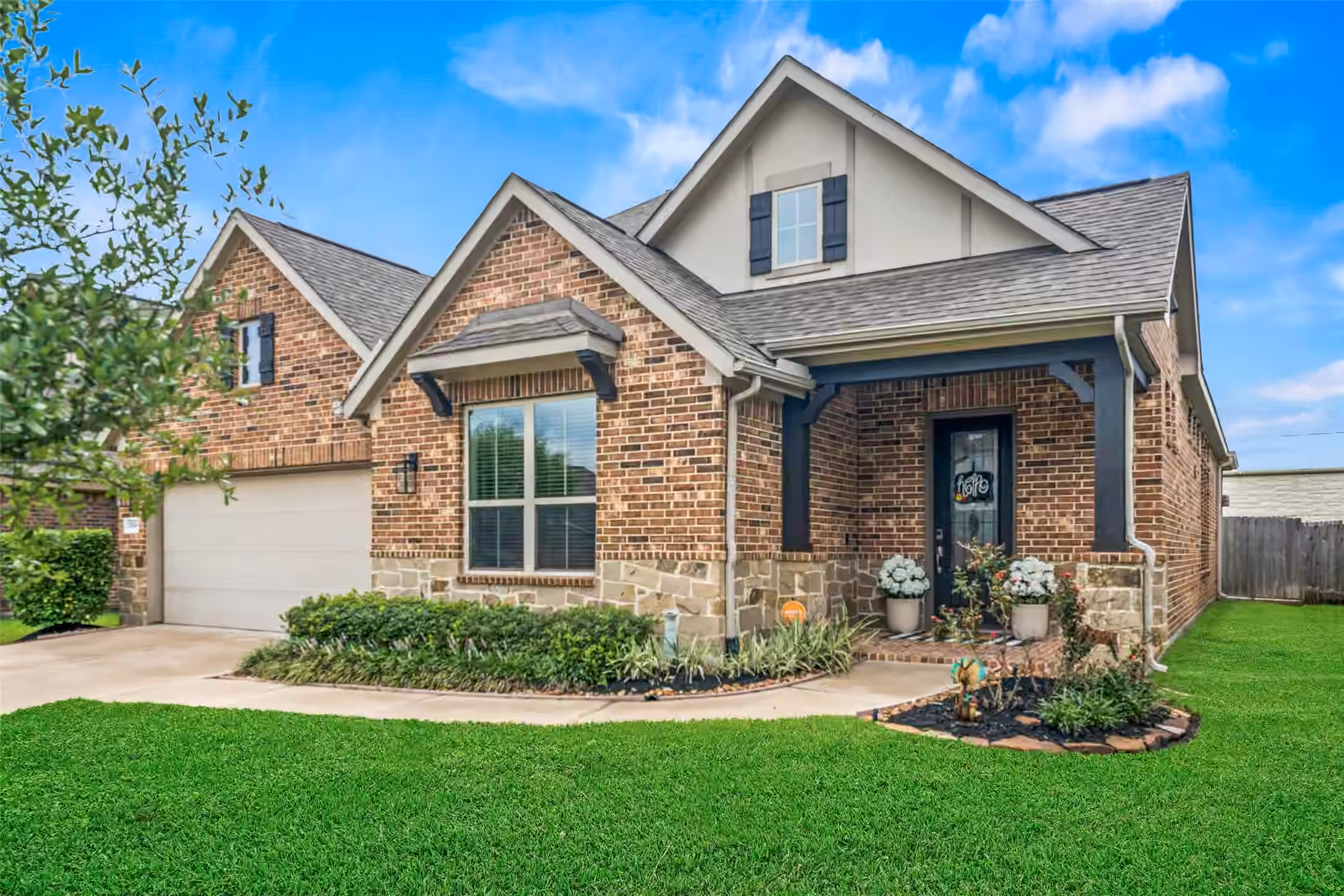 Photo 3 of 9319 Dochfour Lane, Tomball, TX