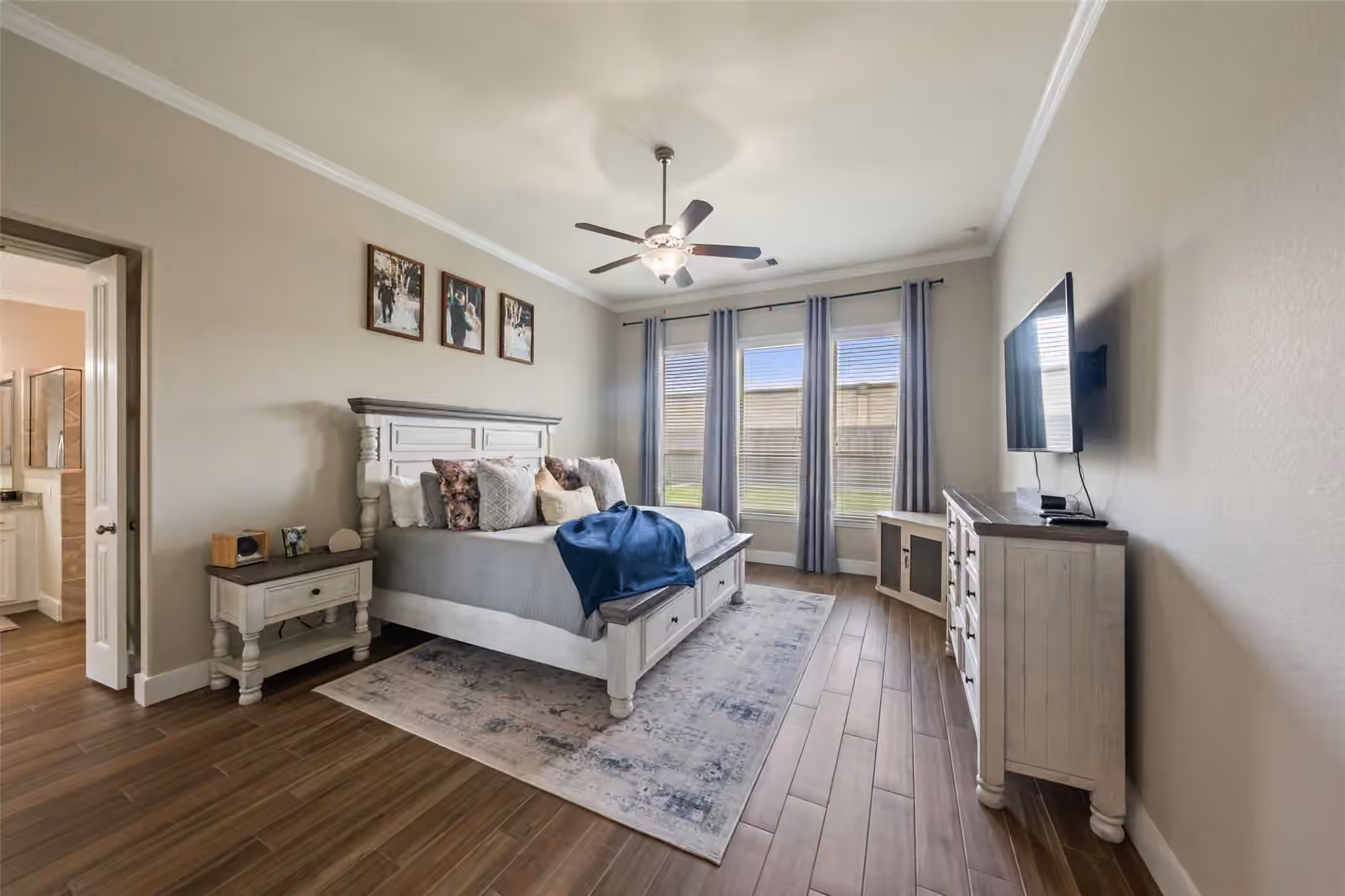 Photo 5 of 9319 Dochfour Lane, Tomball, TX