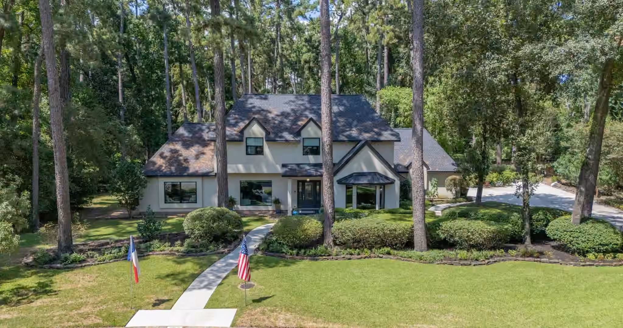 Photo of 7 Summit Lake Drive, Kingwood, TX