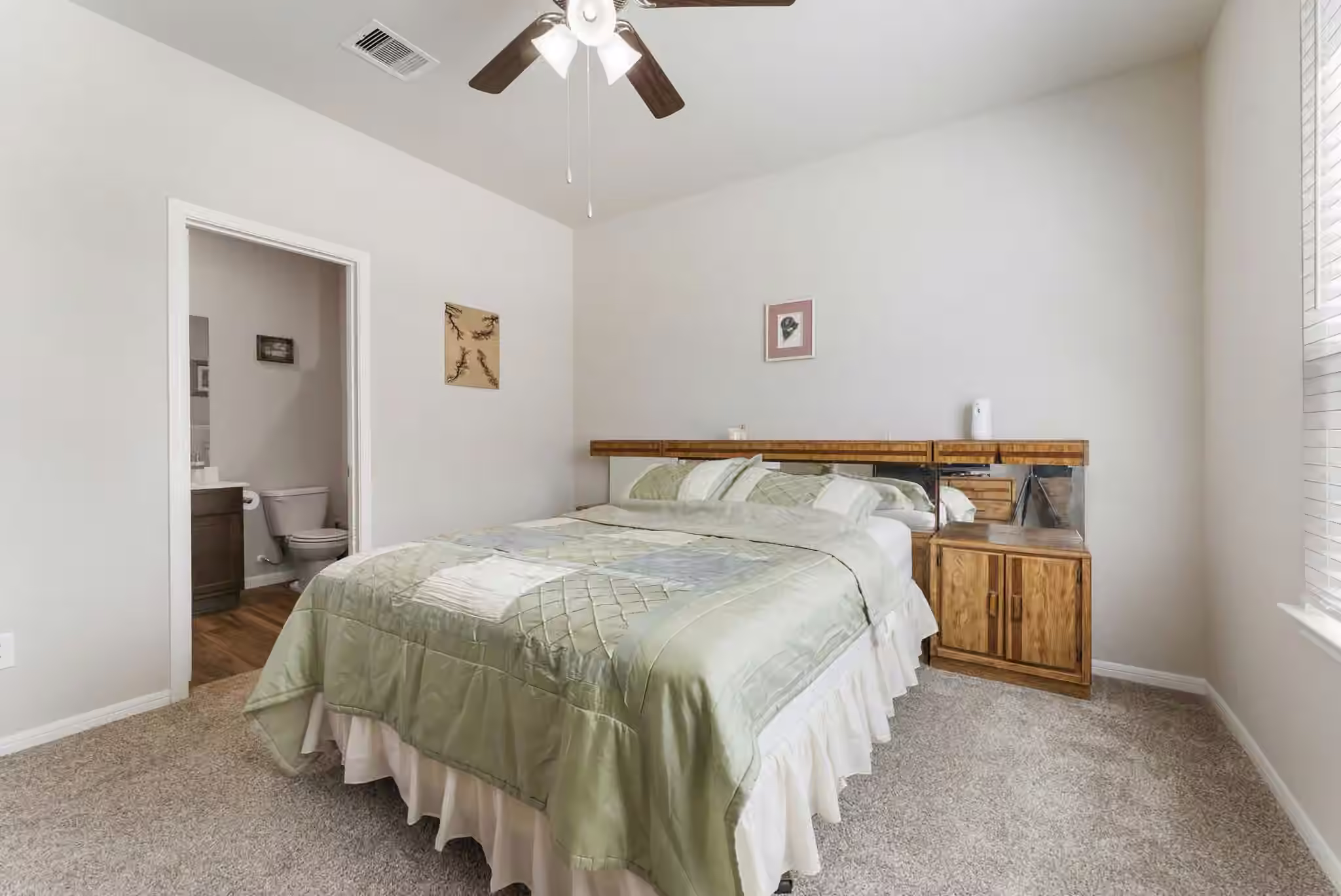 Photo 7 of 5835 Brimstone Hill Lane, Conroe, TX