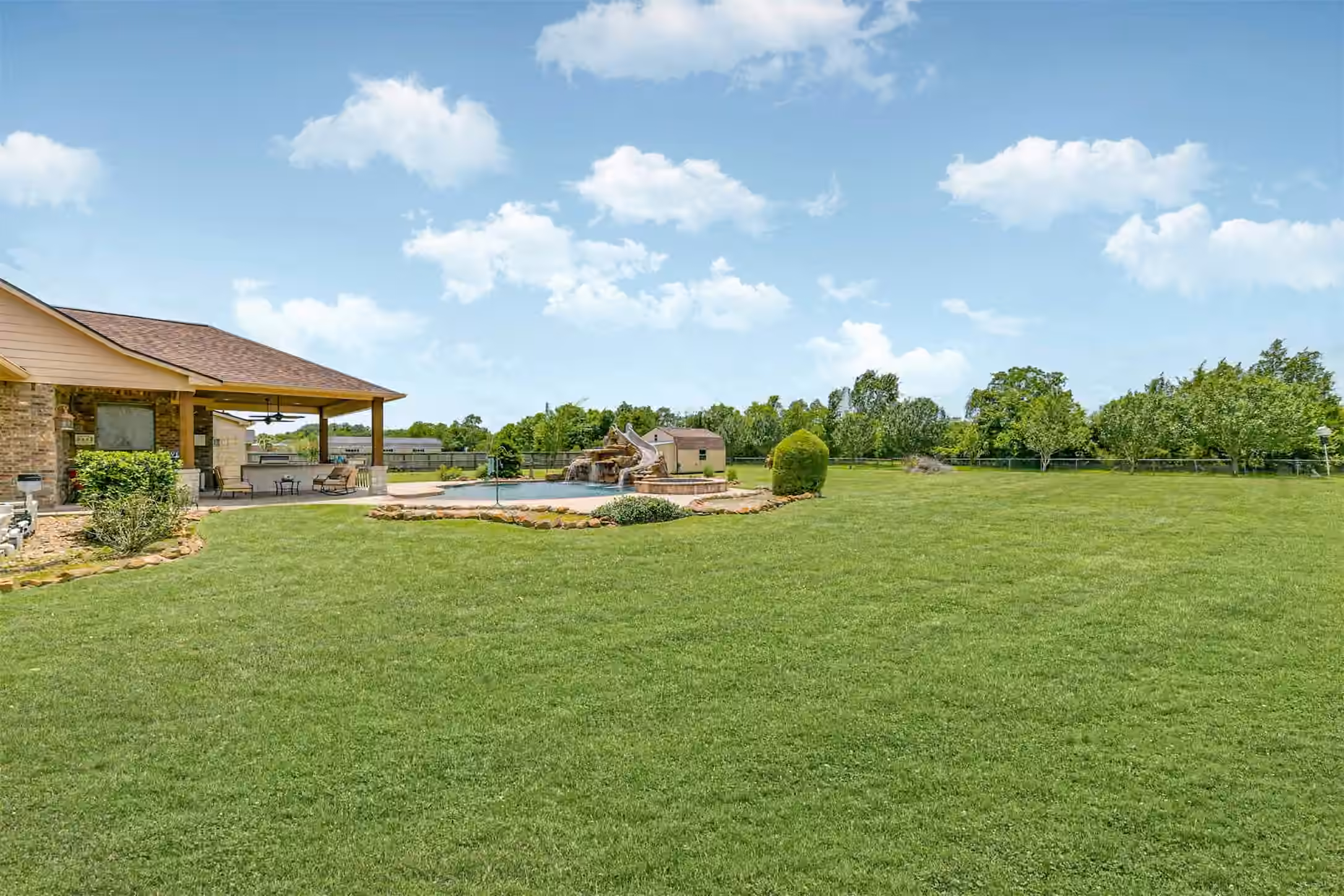 Photo 5 of 15403 Devin Lane, Crosby, TX