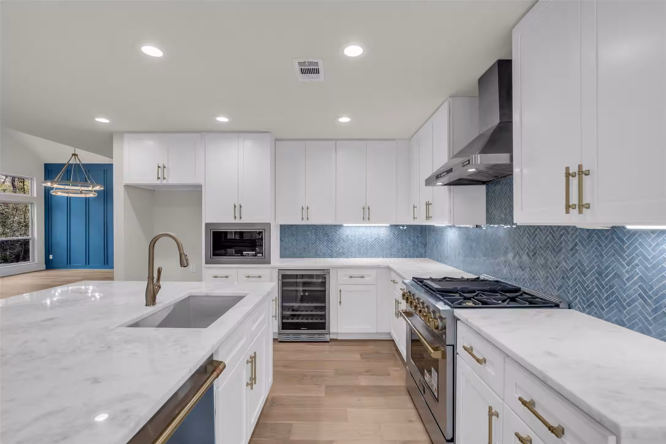 Photo 5 of 4 N Autumnwood Way, The Woodlands, TX
