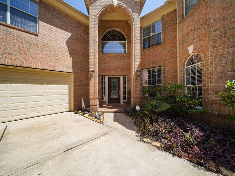 Photo 3 of 4438 Eden Point Lane, Katy, TX