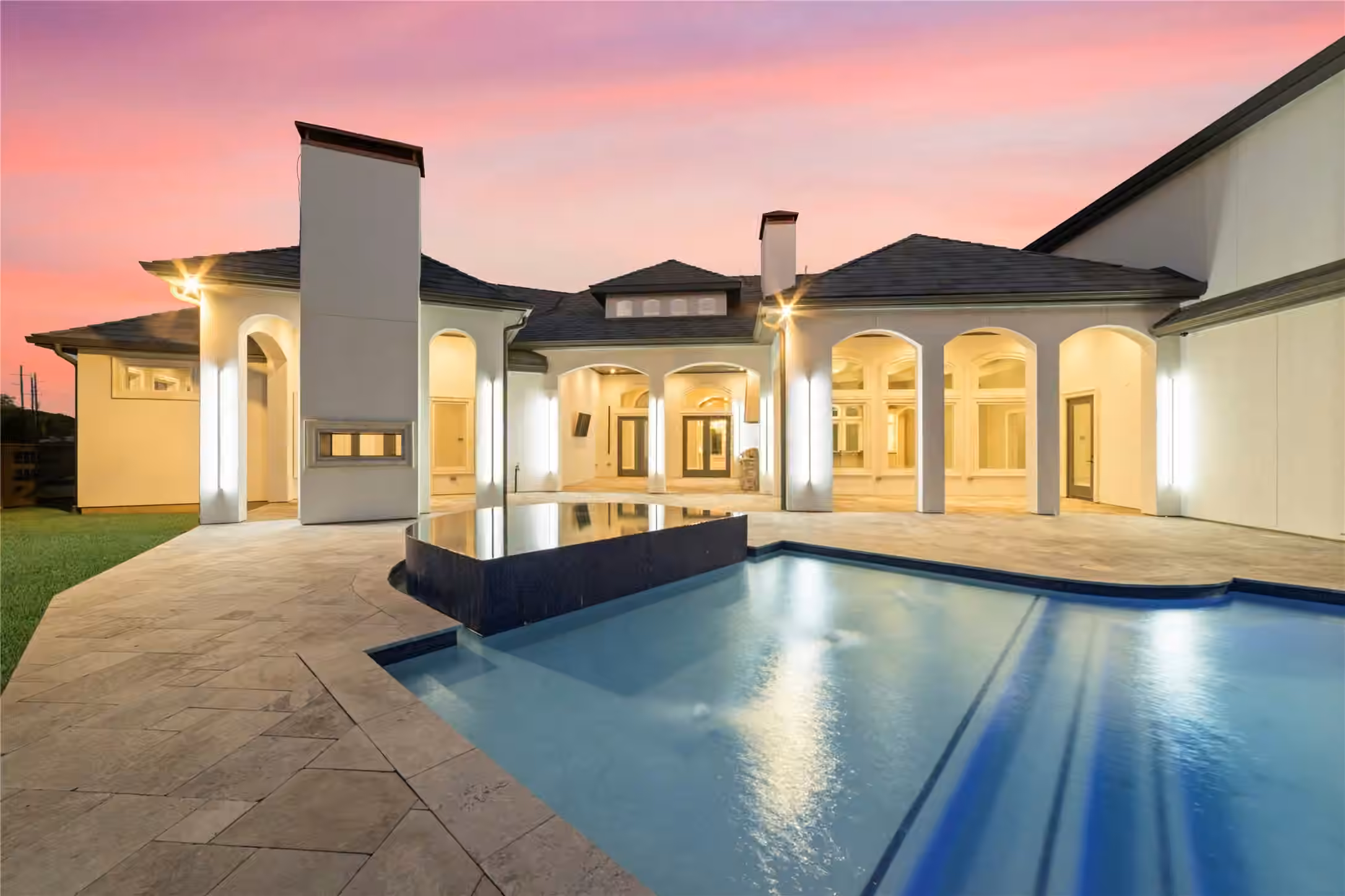 Photo 5 of 2 Little Sorrell Court, Tomball, TX