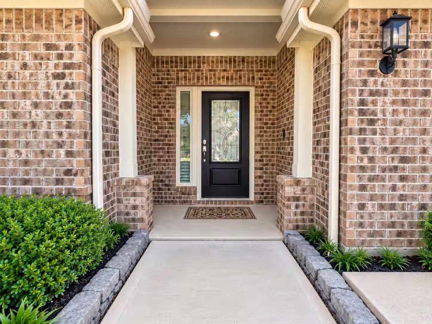 Photo 2 of 18302 Rowand Path, Richmond, TX