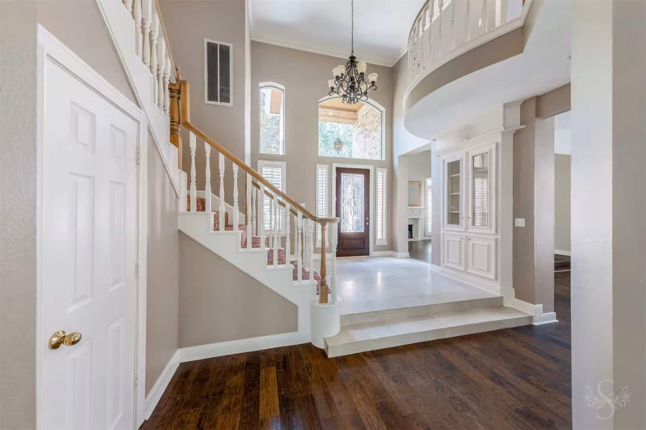 Photo 4 of 3722 Springhill Ln, Sugar Land, TX