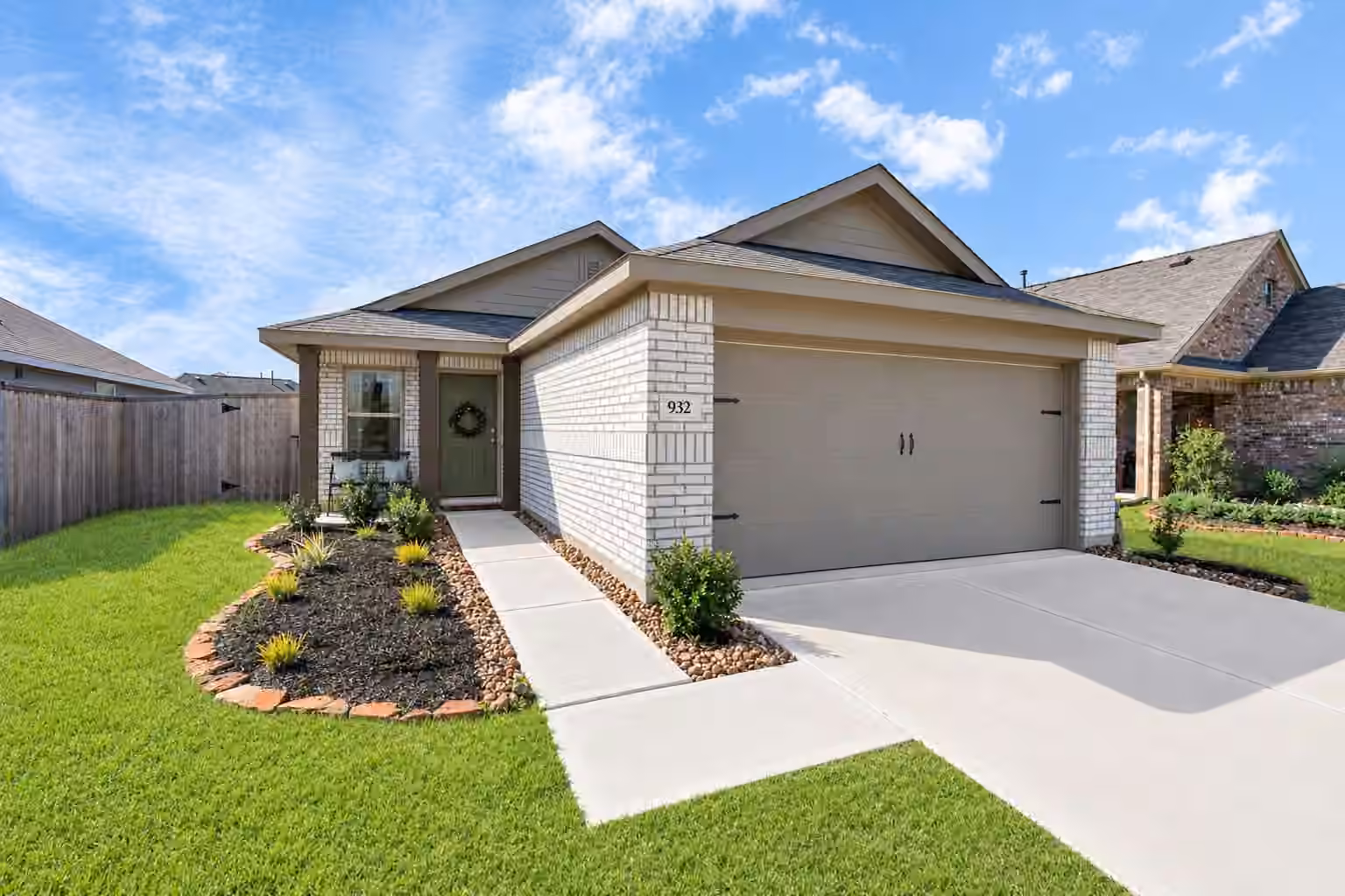 Photo of 932 Gentle Moss Drive, Magnolia, TX