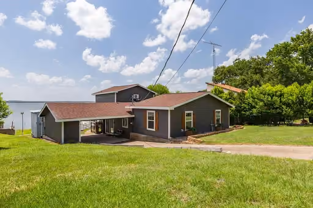 Photo 5 of 162 Dogwood Lane, Trinity, TX