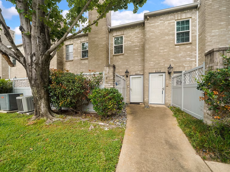 Photo 4 of 6000 Reims Road 2205, Houston, TX