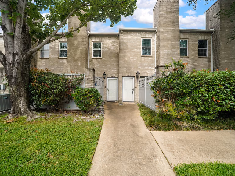 Photo 5 of 6000 Reims Road 2205, Houston, TX