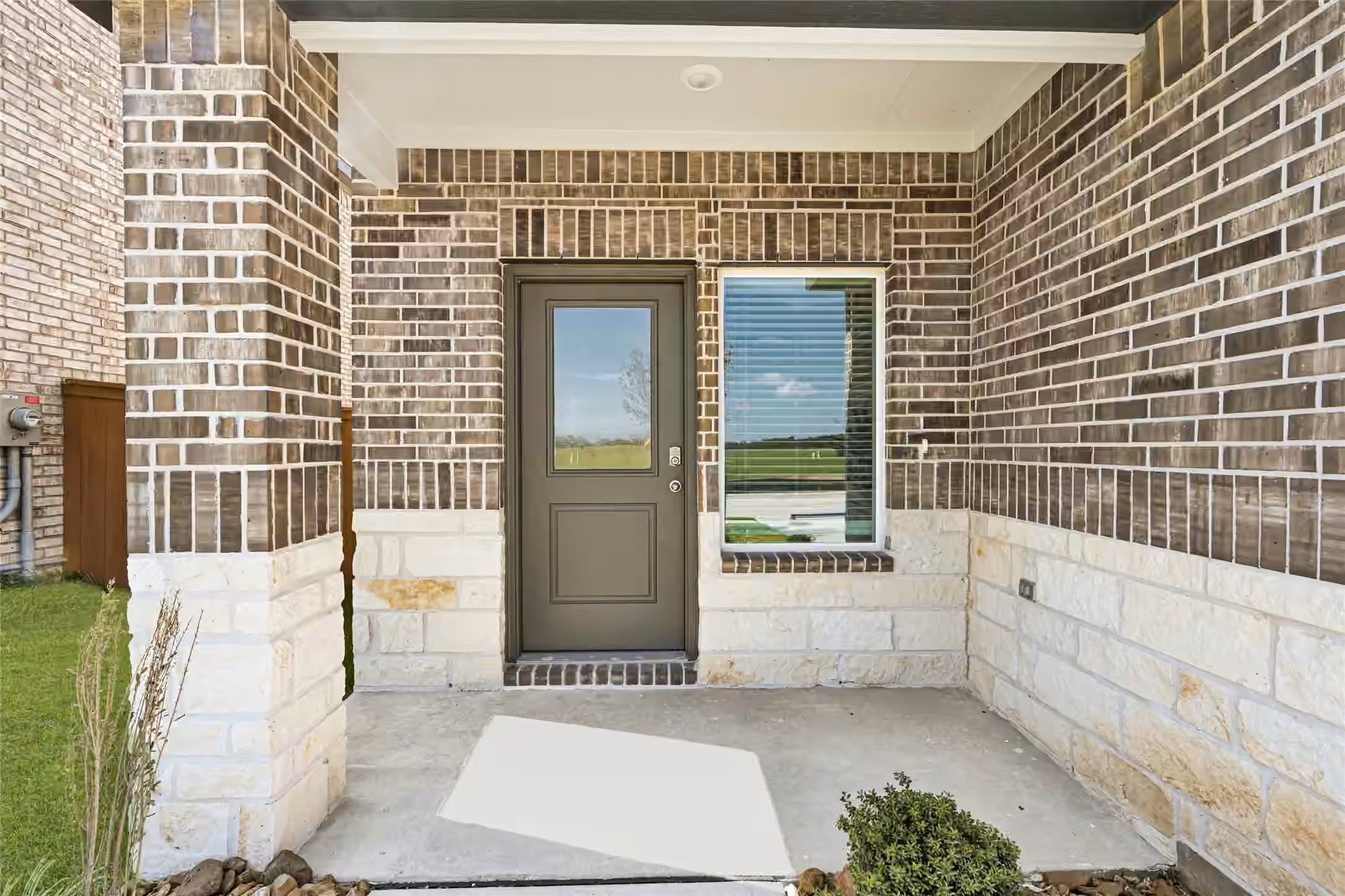 Photo 3 of 10643 River Breeze Drive, Beasley, TX