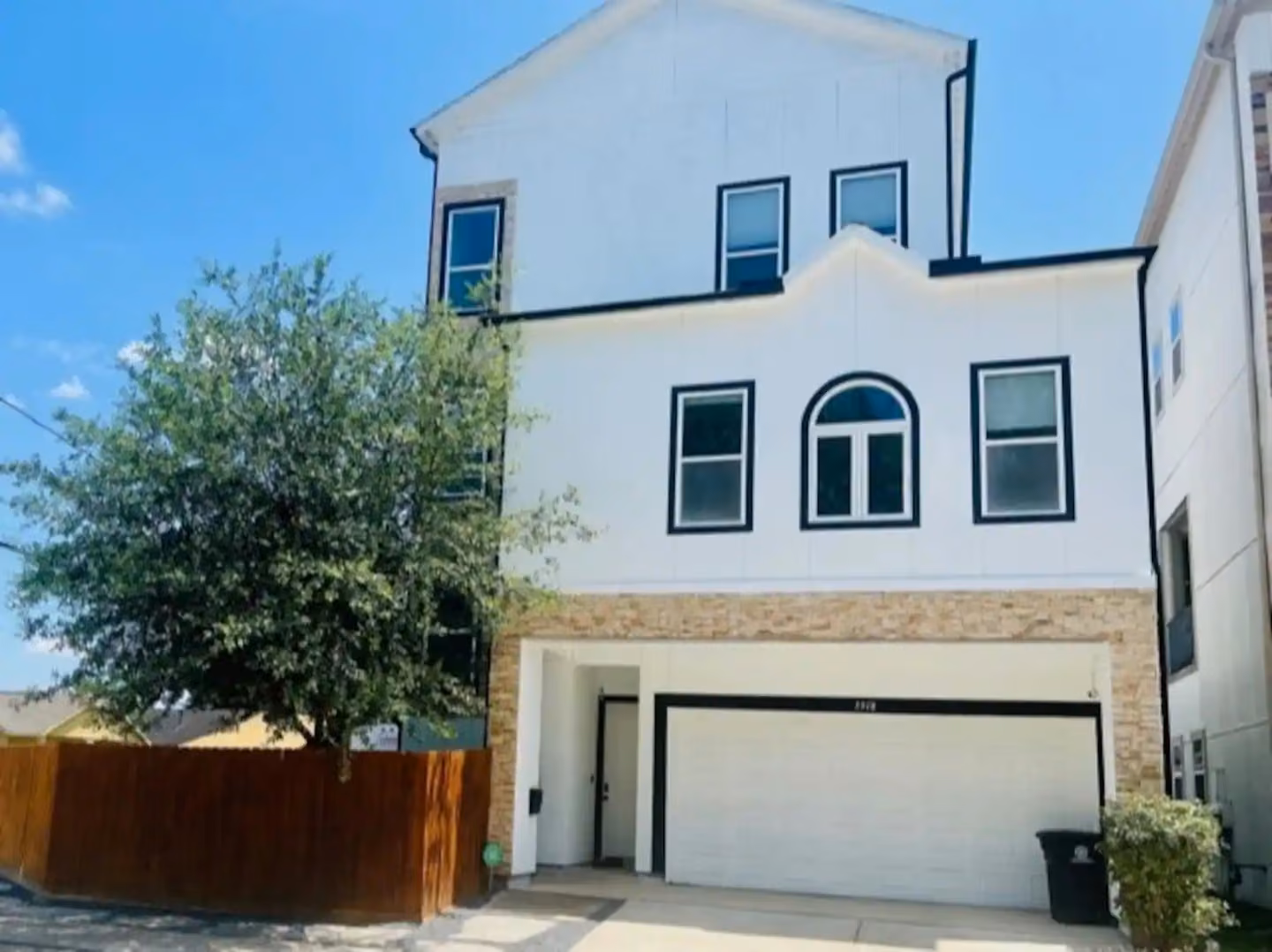 Photo 2 of 1518 Tarley Street, Houston, TX