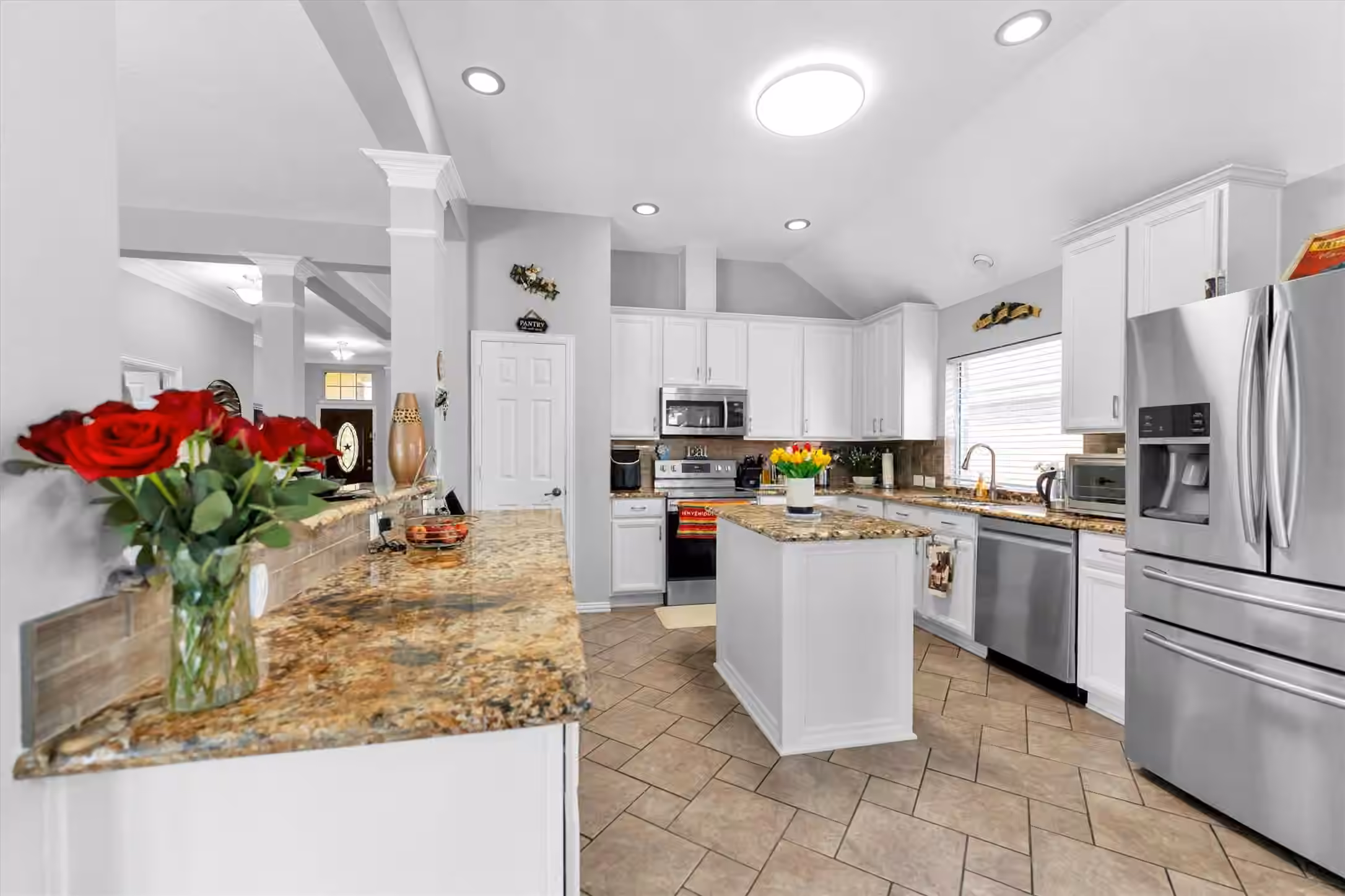 Photo 7 of 7318 Crestbury Lane, Cypress, TX