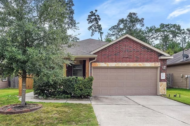 Photo of 9505 E Woodmark, Conroe, TX 77304