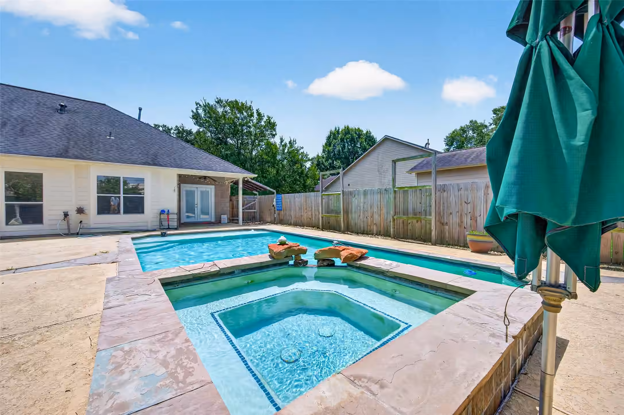 Photo 4 of 31115 Stella Lane, Tomball, TX