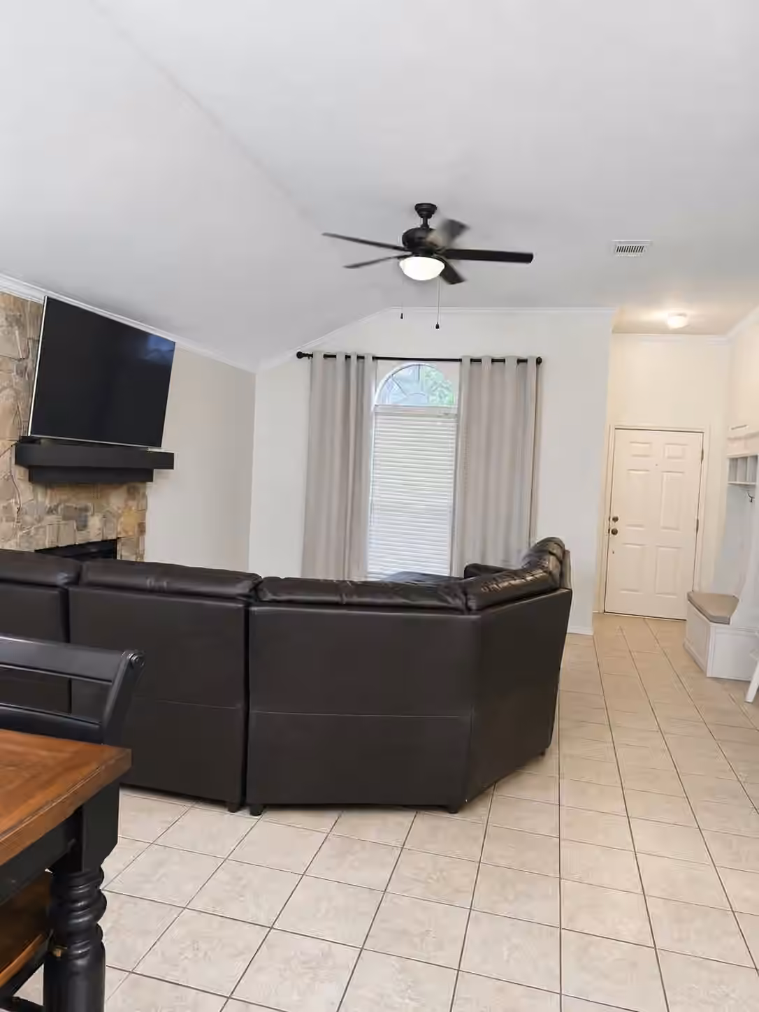 Photo 2 of 6427 Hunterstone Court, Houston, TX