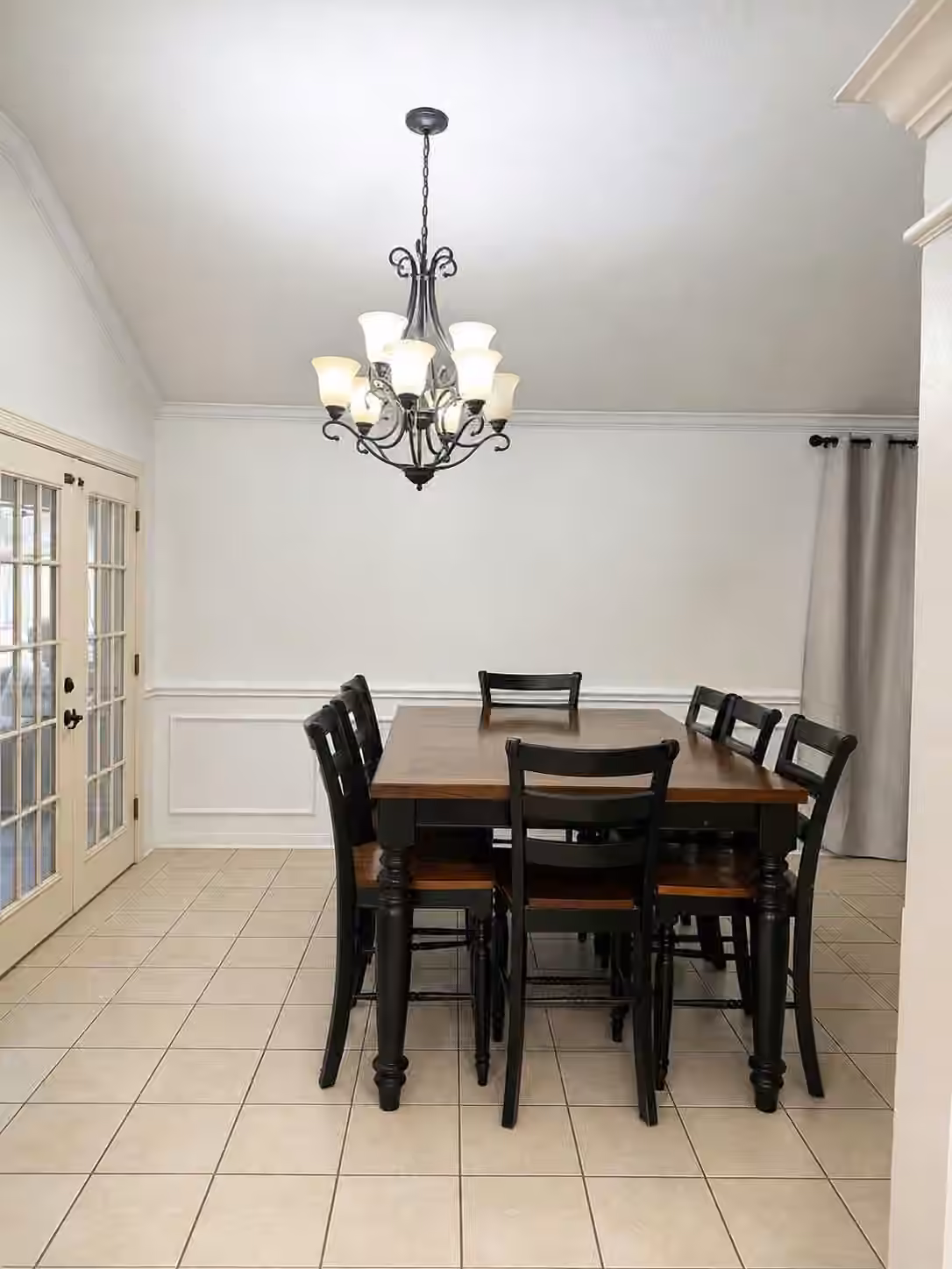 Photo 5 of 6427 Hunterstone Court, Houston, TX